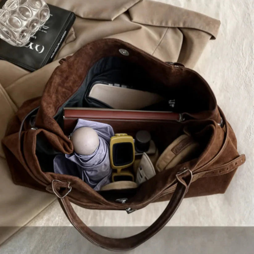 Marina Velours – Grand Cabas en Suédine Élégante