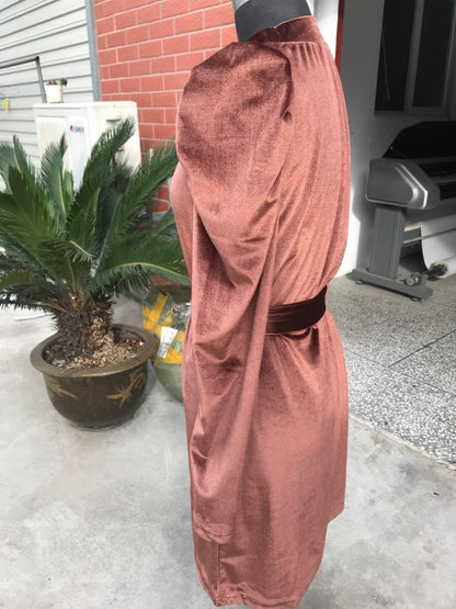 obe Velours Doré Manches Bouffantes