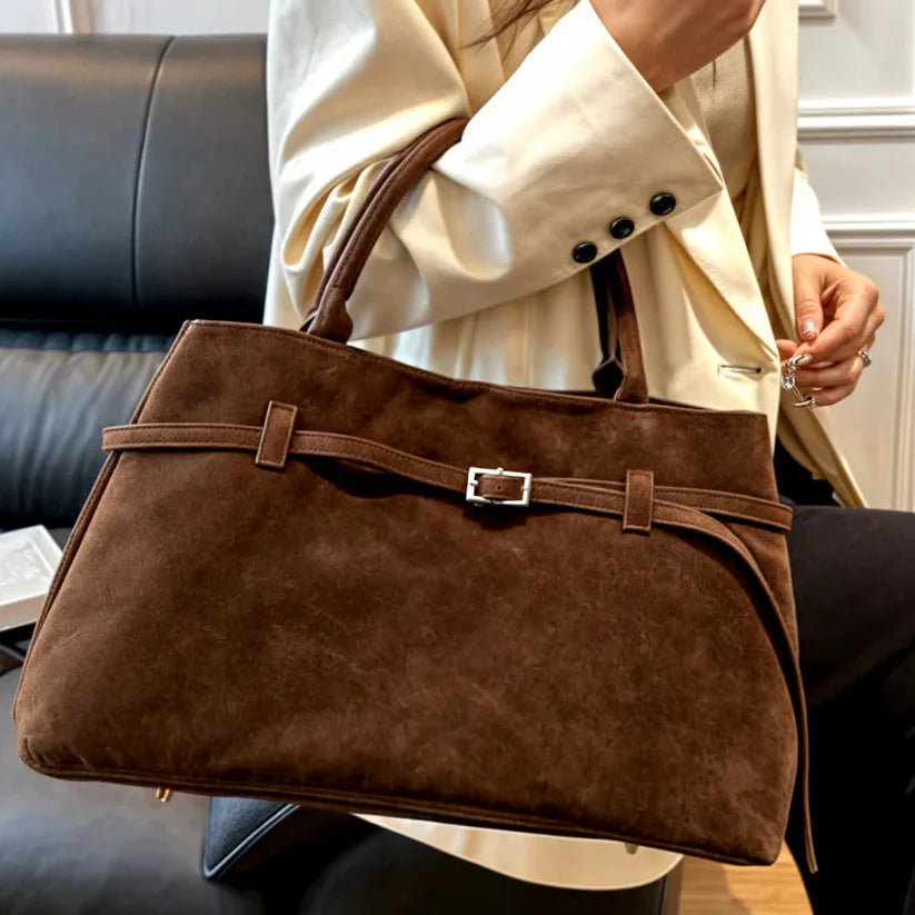 Marina Velours – Grand Cabas en Suédine Élégante