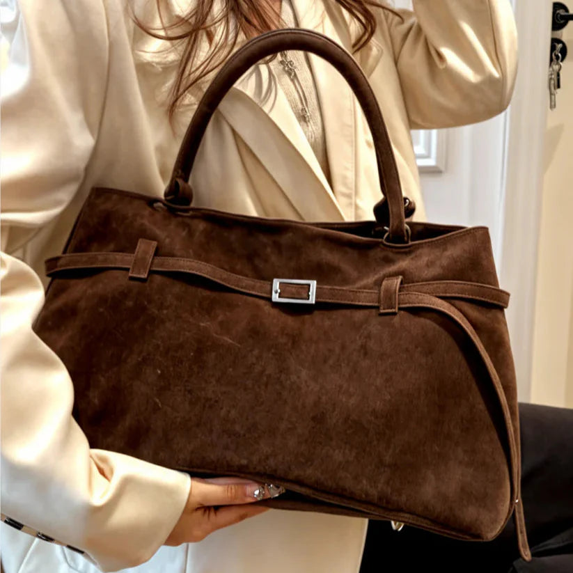 Marina Velours – Grand Cabas en Suédine Élégante