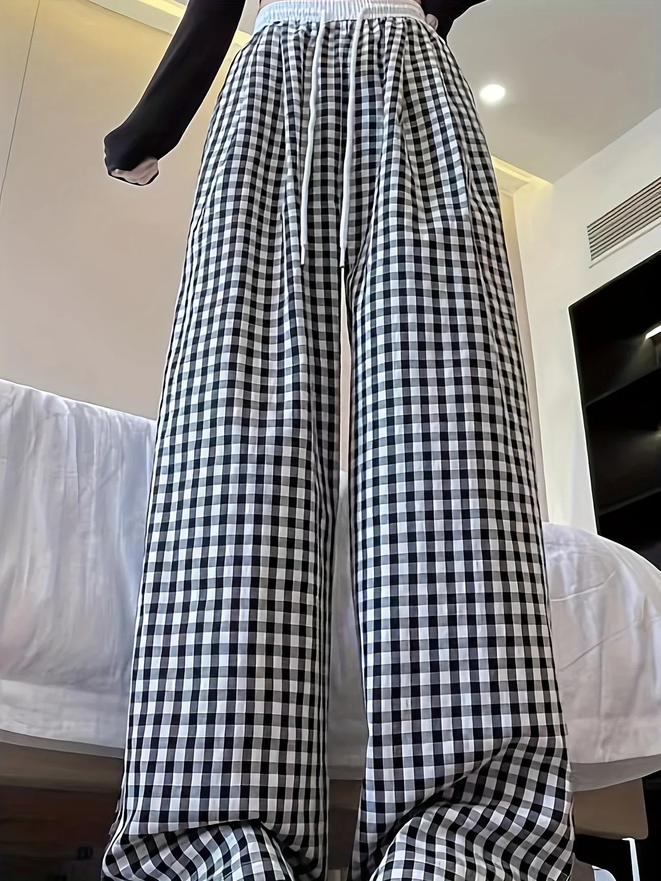 Sofia – Pantalon Carreaux, Taille Haute & Coupe Relax