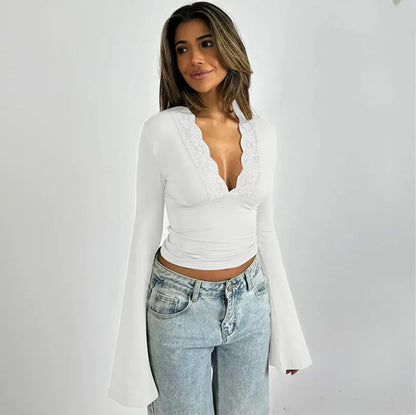 Bella Dentelle – Haut Romantique Col V à Manches Évasées