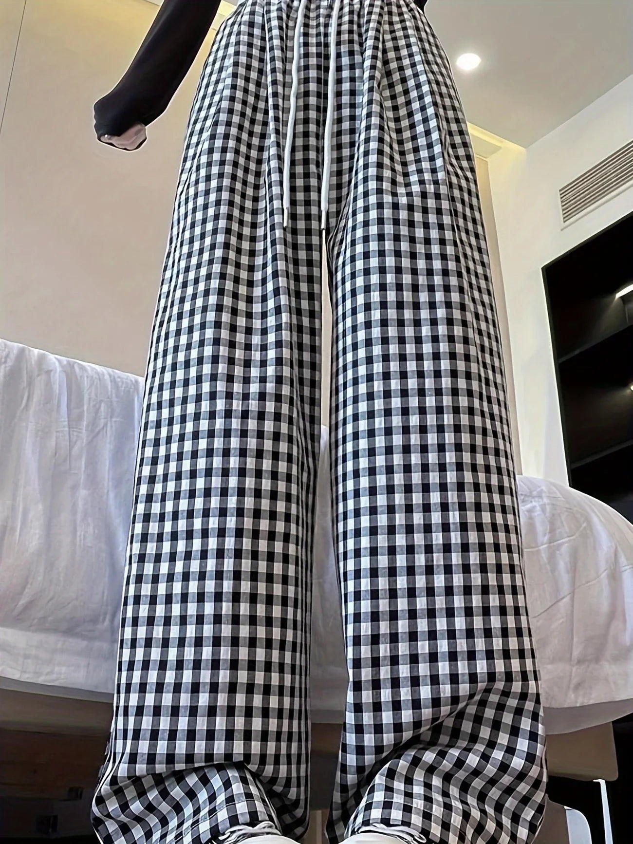 Sofia – Pantalon Carreaux, Taille Haute & Coupe Relax